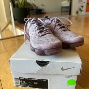Nike Women's Air Vapormax Flyknit Plum Shoes